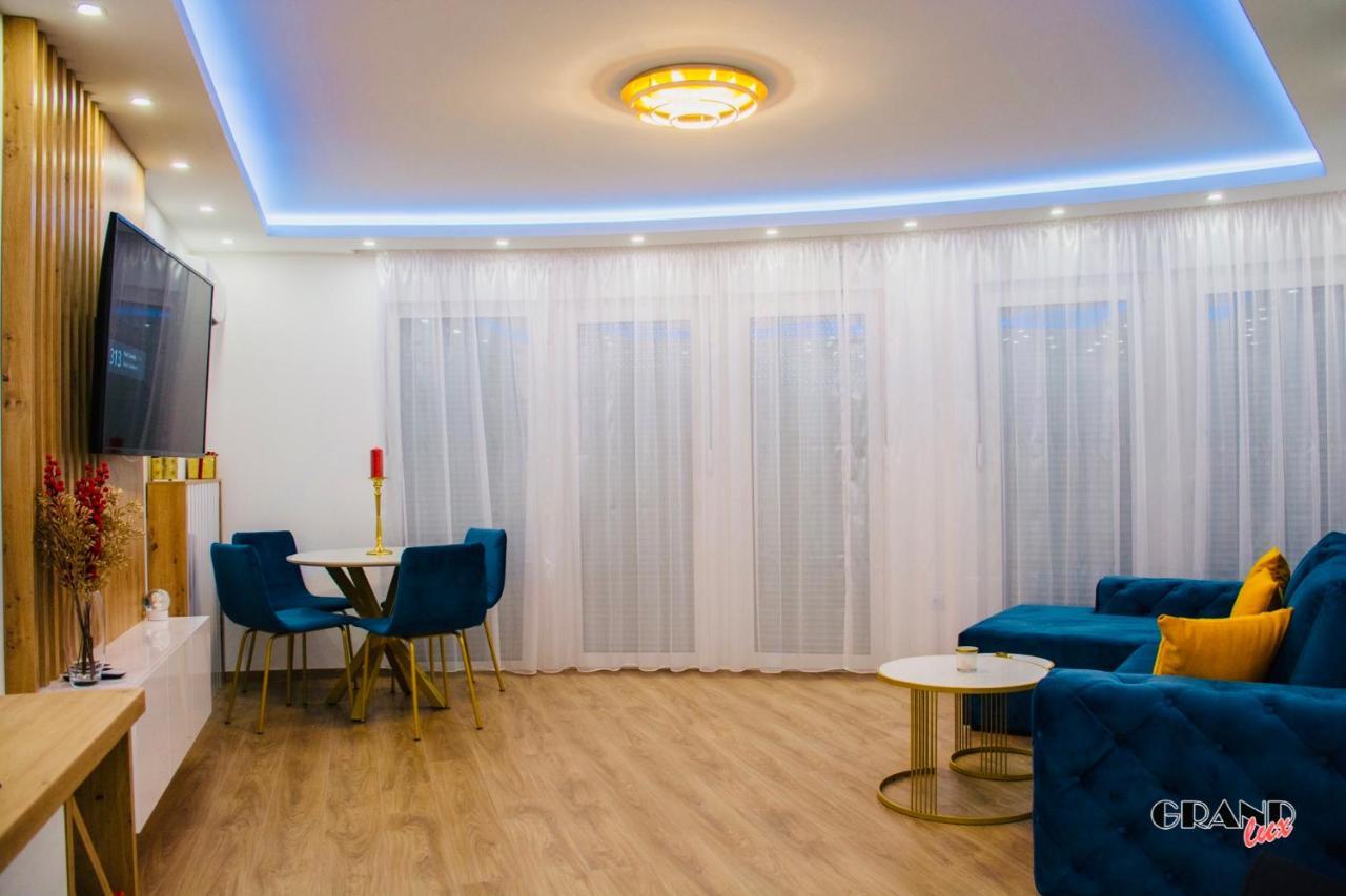 Grand Lux Apartment Doboj Eksteriør bilde