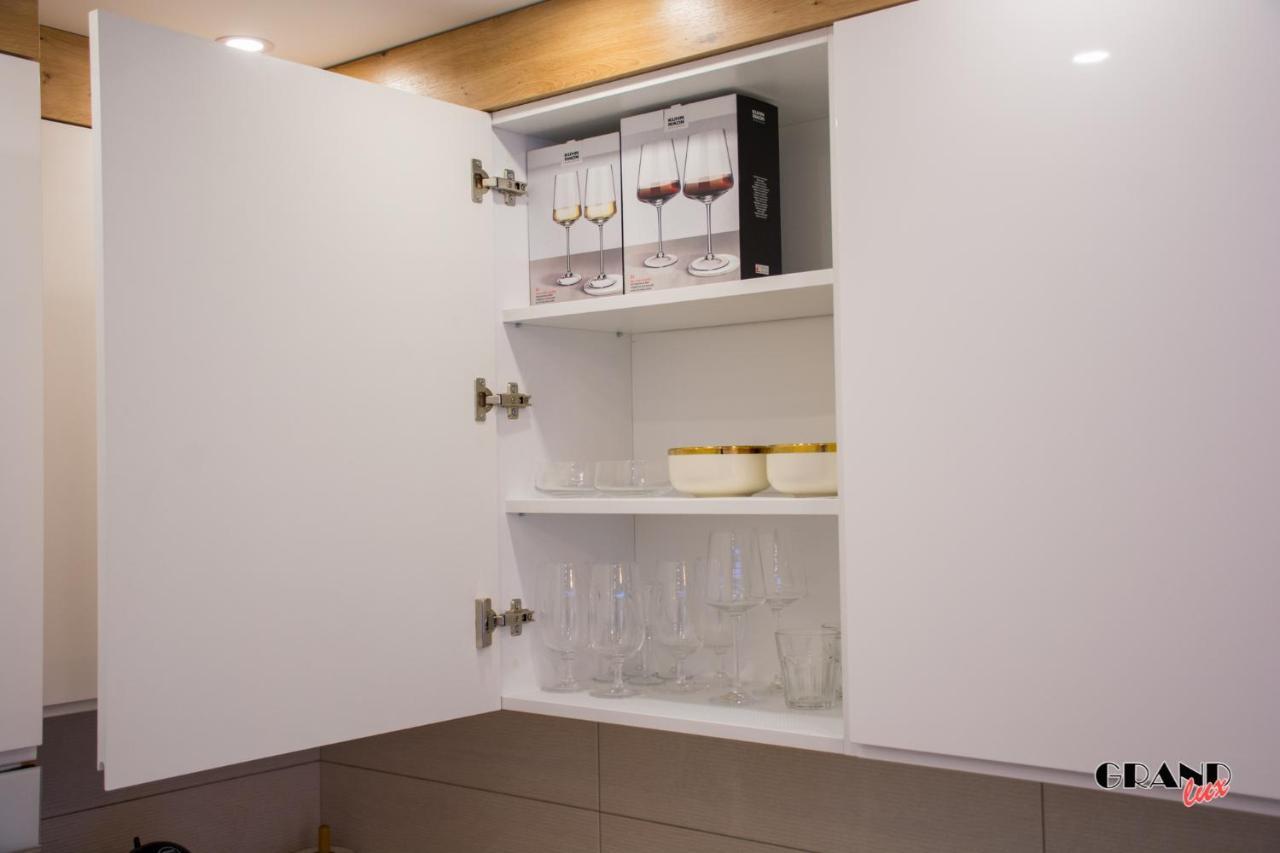 Grand Lux Apartment Doboj Eksteriør bilde