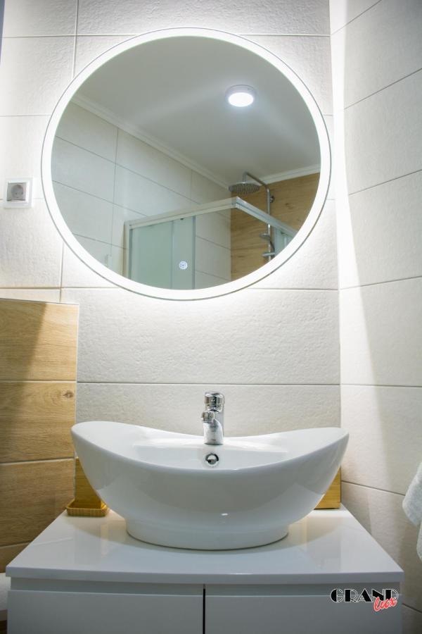 Grand Lux Apartment Doboj Eksteriør bilde