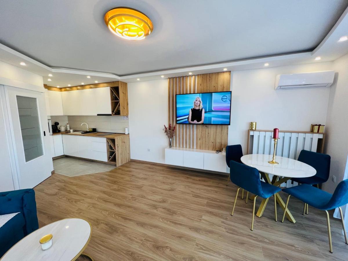 Grand Lux Apartment Doboj Eksteriør bilde